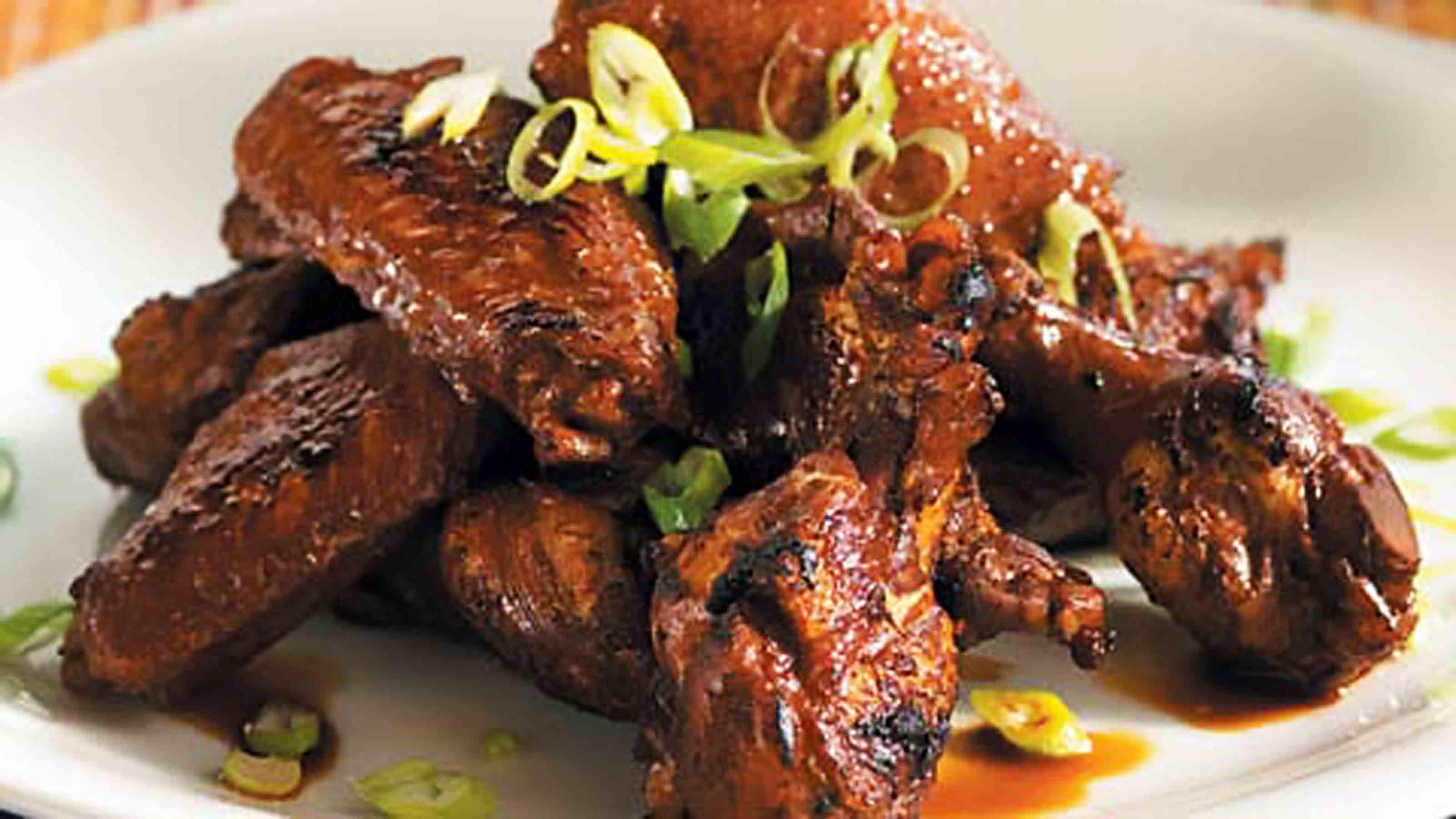 Adobo Chicken Wings Plate